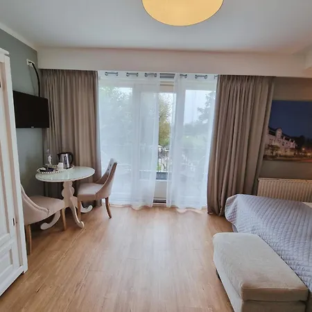 Hotel Brull 3*