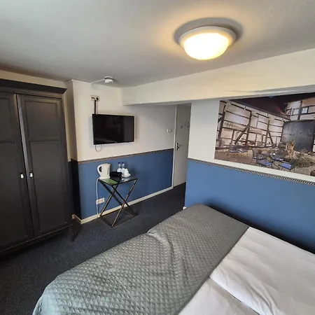 Hotel Brull By Beautique 3*