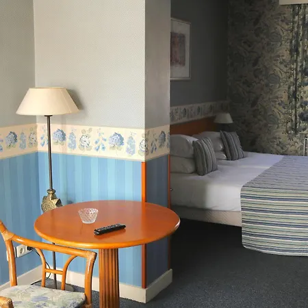 Hotel Brull