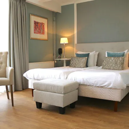 Brull Hotel 3*